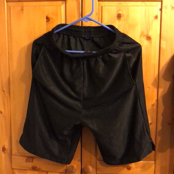 Champs black shorts size M has pockets drawstring - Picture 1 of 2